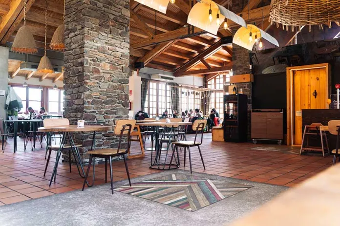 Restaurante-cafeteria-Rustic-Pal